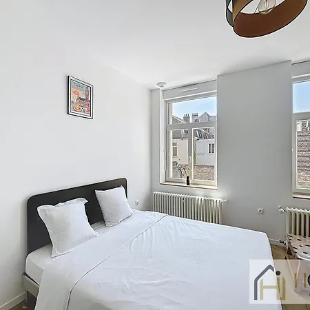 Spacieux 1 Avec Terrasse, 50m De La Apartment *