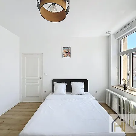 Spacieux 1 Avec Terrasse, 50m De La Apartment *