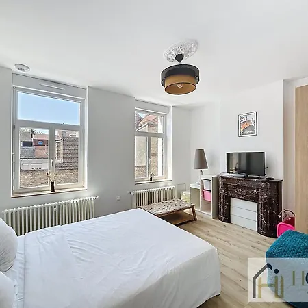Apartment Spacieux 1 Avec Terrasse, 50m De La *